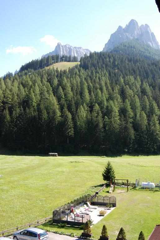 Park Hotel Mater Dei Pozza di Fassa Eksteriør billede